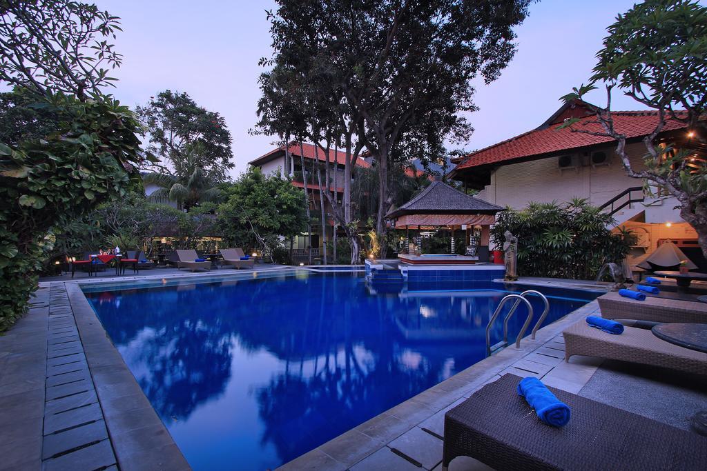 The Taman Ayu 4* Seminyak (Bali)
